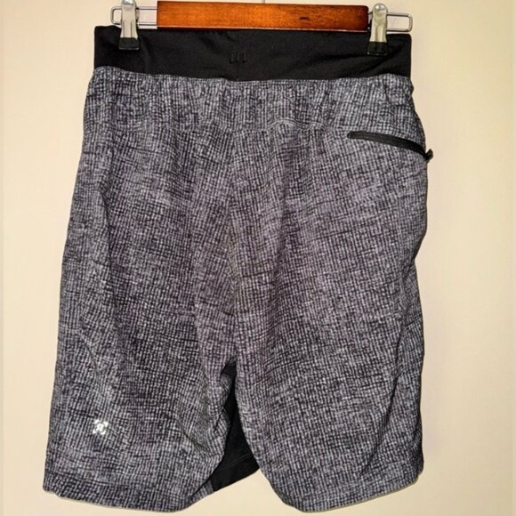 Lululemon T.H.E. Short liner less 9” - Picture 2 of 6